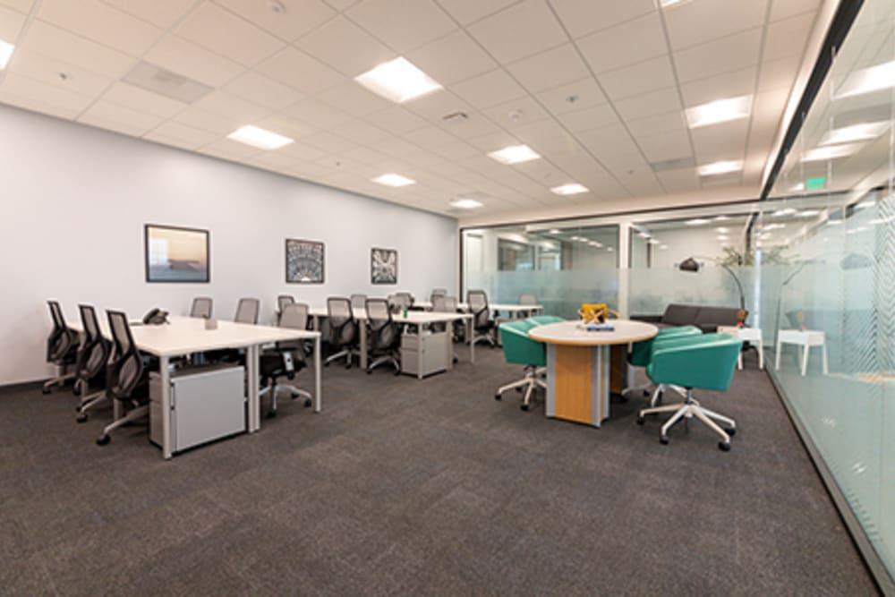 The Quad office space - View 2 in Irvine - internet, office_cleaning, breakout_areas