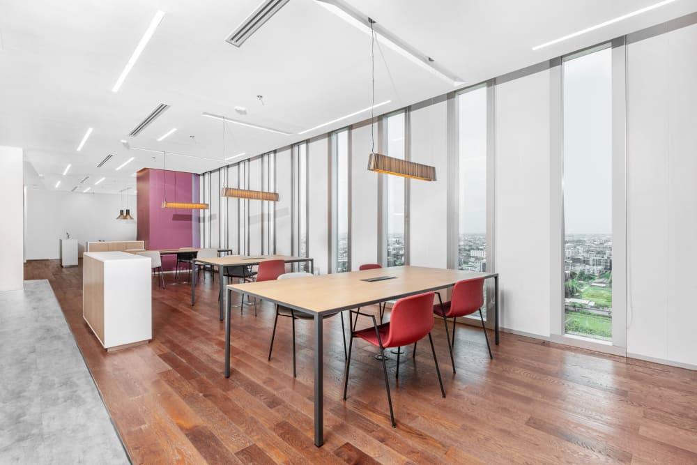 BANGKOK, Bhiraj Tower at Bitec - Photo 5 BANGKOK, Bhiraj Tower at Bitec office space - View 5 in Khet Bang Na - internet, office_cleaning, breakout_areas