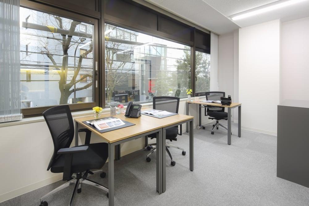Forest Hills East Wing office space - View 2 in Minato City - internet, office_cleaning, breakout_areas