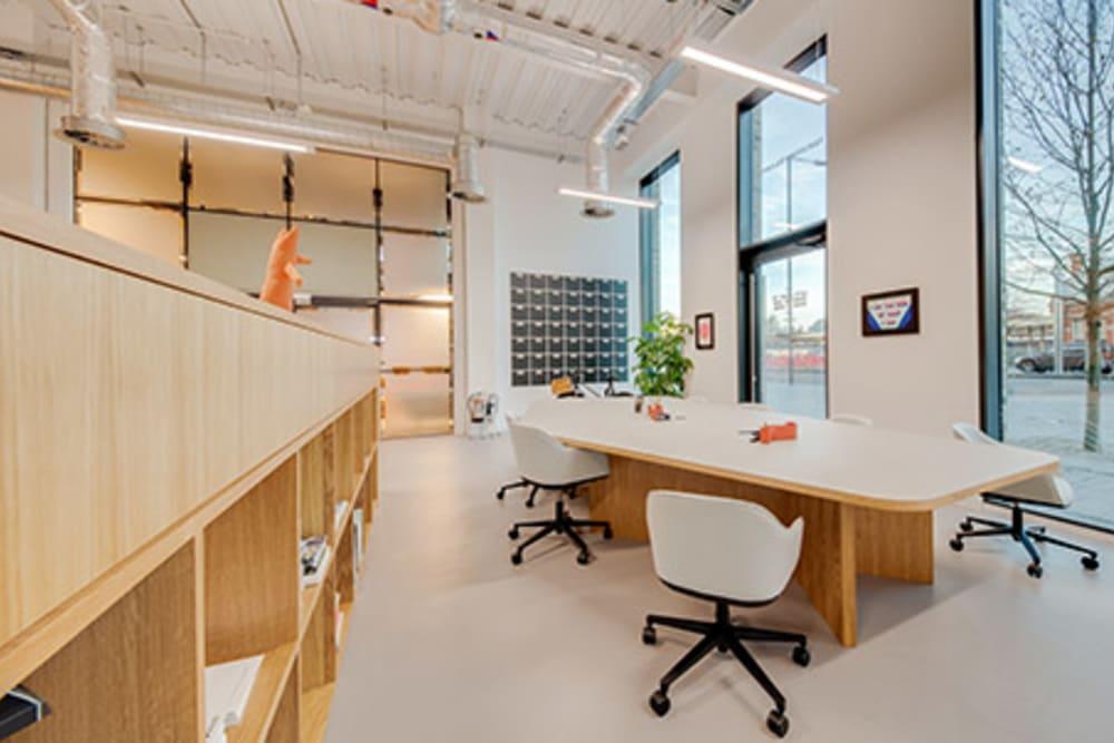 SLOUGH, Spaces the Porter Building - Photo 2 SLOUGH, Spaces the Porter Building office space - View 2 in Slough - internet, office_cleaning, breakout_areas