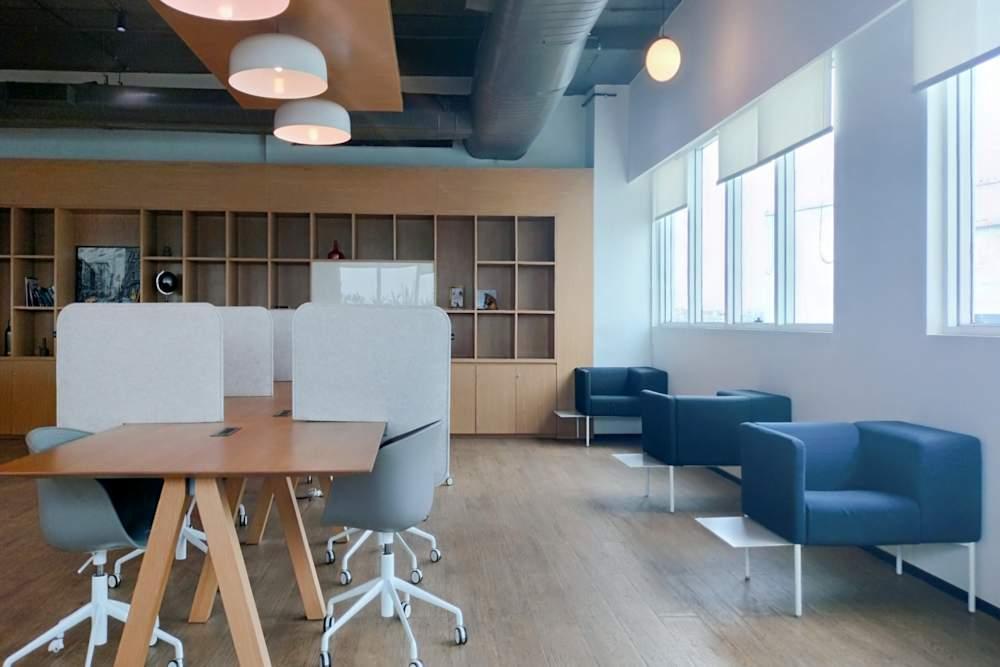 BANGALORE, Spaces Fairway - Photo 5 BANGALORE, Spaces Fairway office space - View 5 in Bengaluru - internet, office_cleaning, breakout_areas