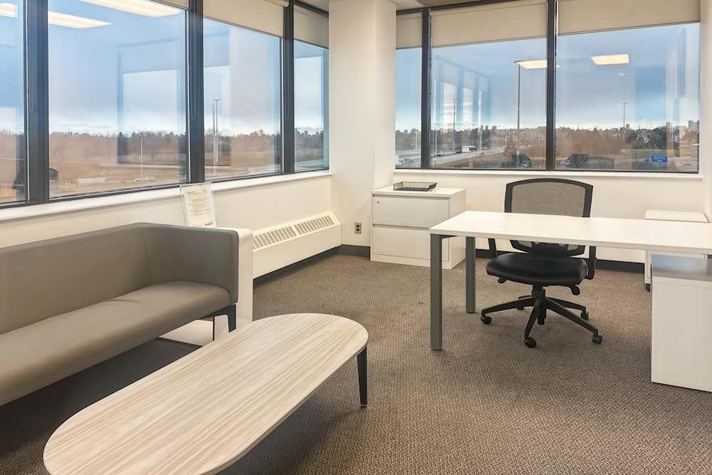 Woodbine Steeles Corporate Centre office space - View 5 in Markham - internet, office_cleaning, breakout_areas
