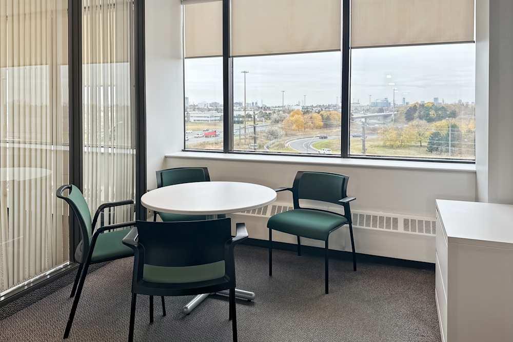 Woodbine Steeles Corporate Centre office space - View 6 in Markham - internet, office_cleaning, breakout_areas