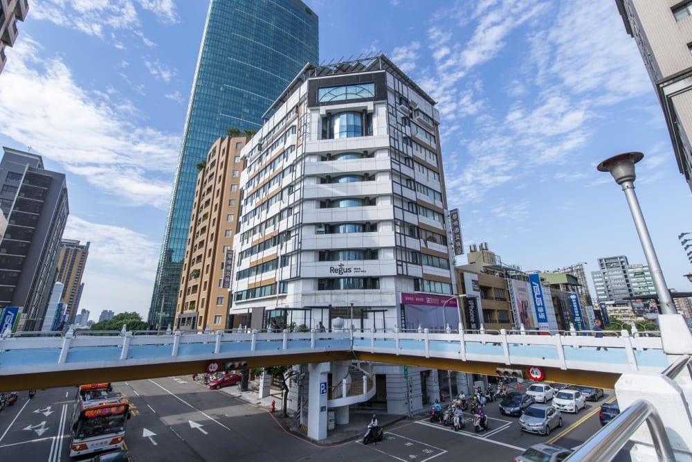 TAICHUNG, Greenway Centre office space - View 3 - internet, office_cleaning, breakout_areas
