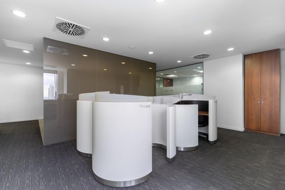 ISTANBUL, Trump Towers-TRY office space - View 4 in Şişli - internet, office_cleaning, breakout_areas