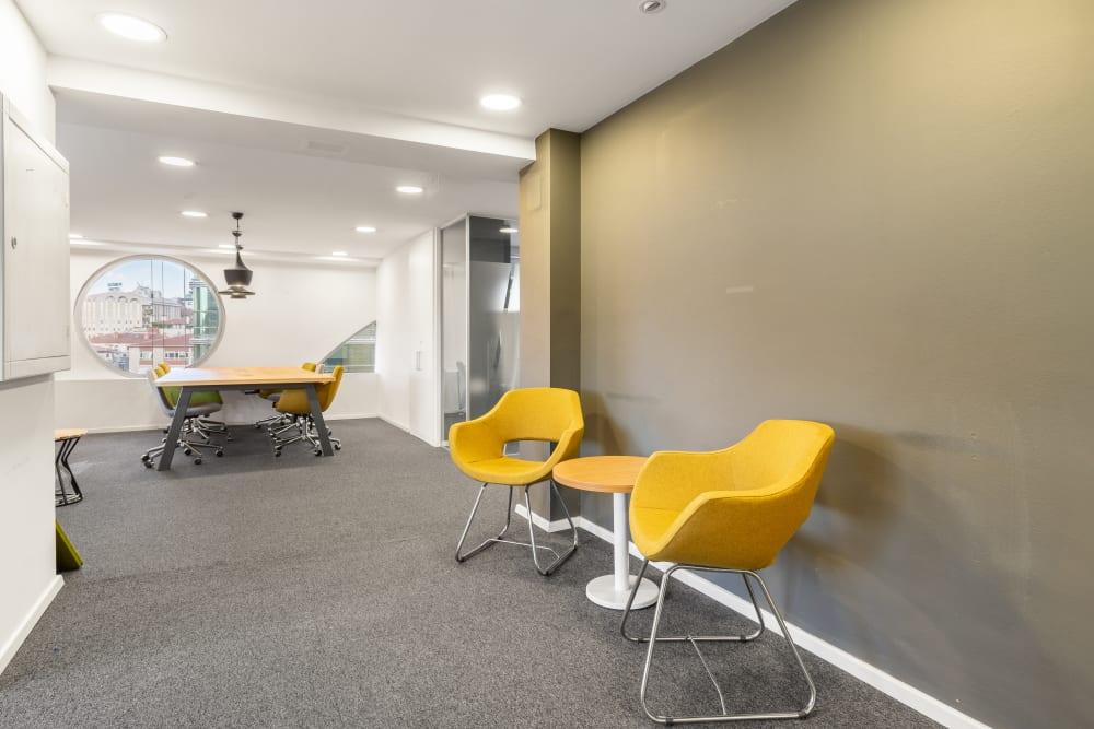 Çankaya office space - View 2 in Çankaya - internet, office_cleaning, breakout_areas