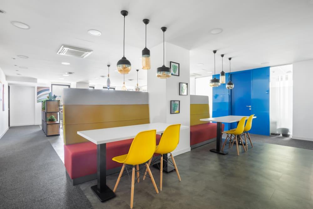 ISTANBUL, Altunizade-TRY - Photo 5 ISTANBUL, Altunizade-TRY office space - View 5 in Üsküdar - internet, office_cleaning, breakout_areas