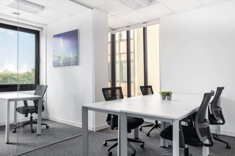 ISTANBUL, Altunizade-TRY - Photo 3 ISTANBUL, Altunizade-TRY office space - View 3 in Üsküdar - internet, office_cleaning, breakout_areas