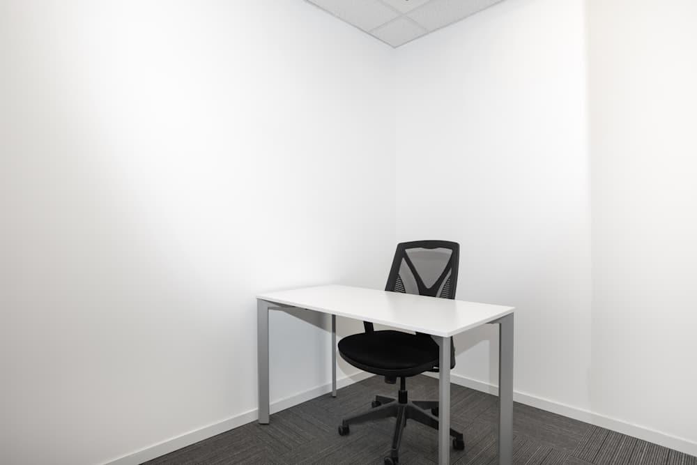 Mithat Enç Street - Photo 3 Mithat Enç Street office space - View 3 in Şehitkamil - internet, office_cleaning, breakout_areas