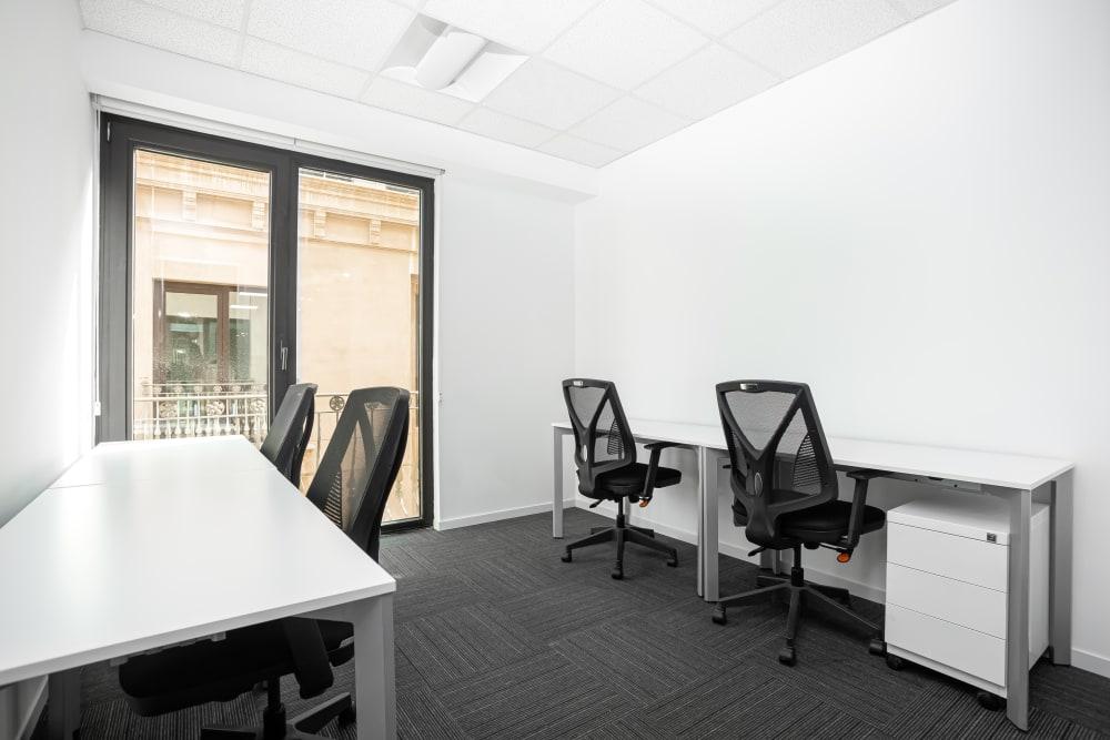 Mithat Enç Street - Photo 5 Mithat Enç Street office space - View 5 in Şehitkamil - internet, office_cleaning, breakout_areas