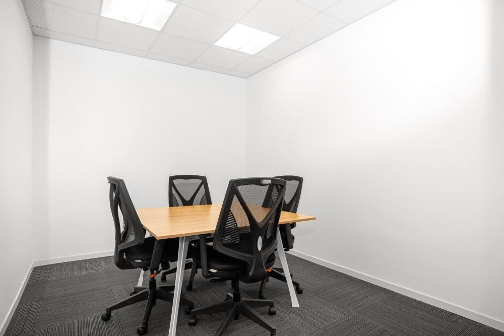 Mithat Enç Street - Photo 4 Mithat Enç Street office space - View 4 in Şehitkamil - internet, office_cleaning, breakout_areas