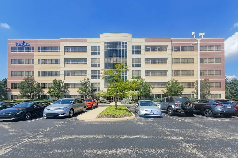 OH, Cincinnati - Summit Woods - Photo 4 OH, Cincinnati - Summit Woods office space - View 4 in Cincinnati - internet, office_cleaning, breakout_areas