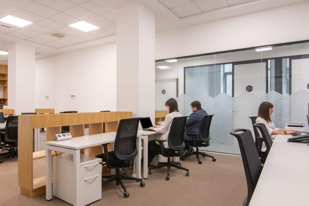 ATHENS, Spaces Green Plaza - Photo 6 ATHENS, Spaces Green Plaza office space - View 6 in Marousi - internet, office_cleaning, breakout_areas