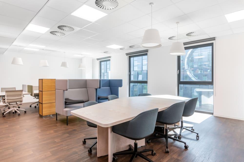 KRAKOW, Equal Park Building B - Photo 6 KRAKOW, Equal Park Building B office space - View 6 in Kraków - internet, office_cleaning, breakout_areas