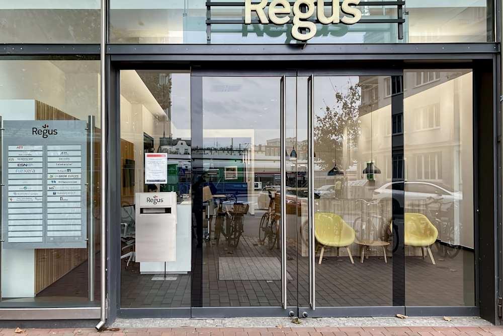 HAMBURG, Altona - Photo 4 HAMBURG, Altona office space - View 4 in Hamburg - internet, office_cleaning, breakout_areas