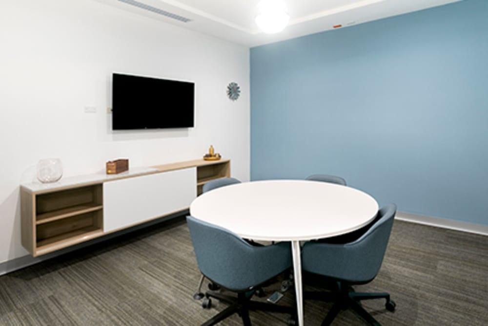 PANAMA, Panama City, Spaces Plaza 2000 - Photo 3 PANAMA, Panama City, Spaces Plaza 2000 office space - View 3 in Panamá - internet, office_cleaning, breakout_areas