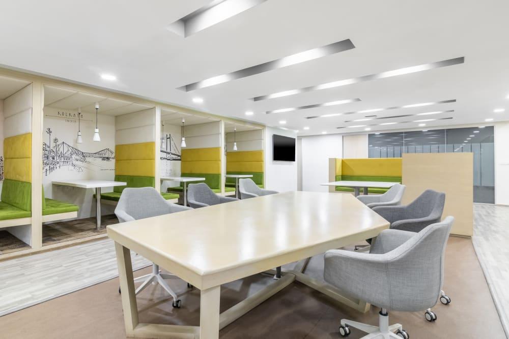 KOLKATA, RDB Boulevard office space - View 5 in Kolkata - internet, office_cleaning, breakout_areas