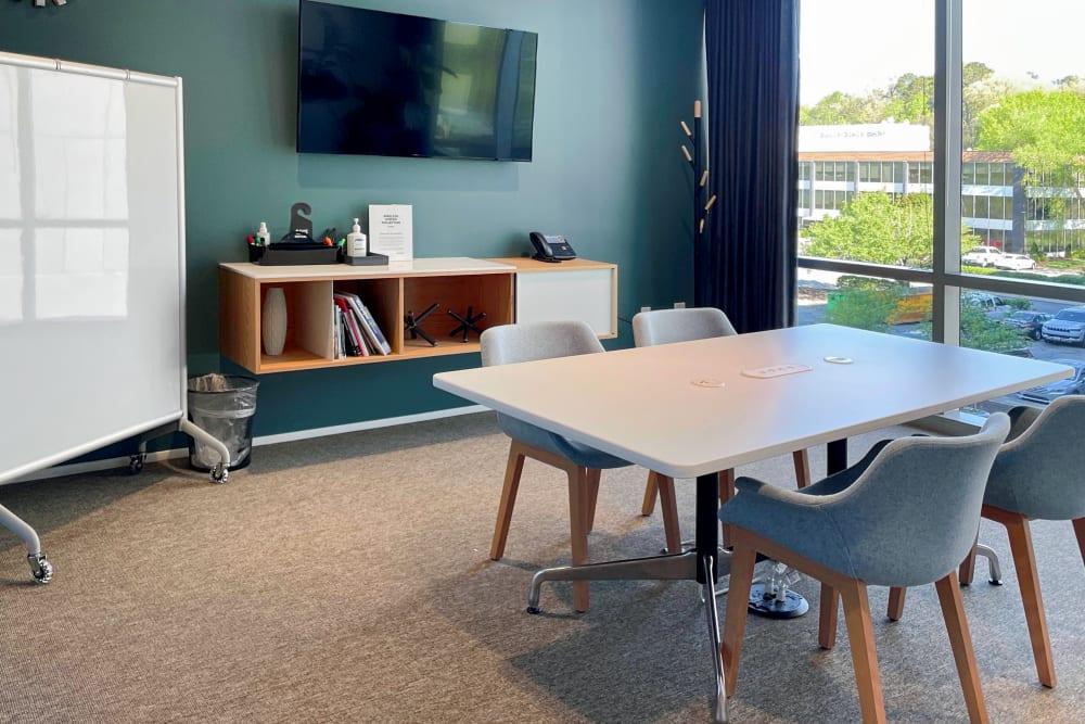 NC, Raleigh - Spaces Crabtree Terrace - Office space in Raleigh, North Carolina