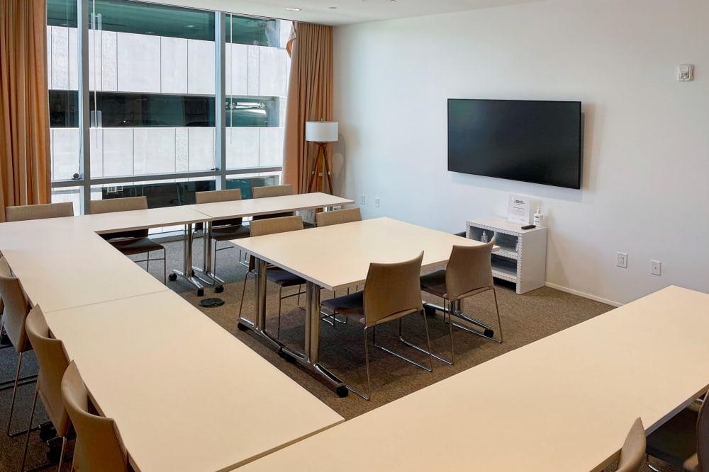 NC, Raleigh - Spaces Crabtree Terrace office space - View 4 in Raleigh - internet, office_cleaning, breakout_areas