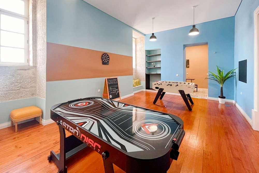 Regus Porto S. Bento office space - View 3 in Porto - internet, office_cleaning, breakout_areas