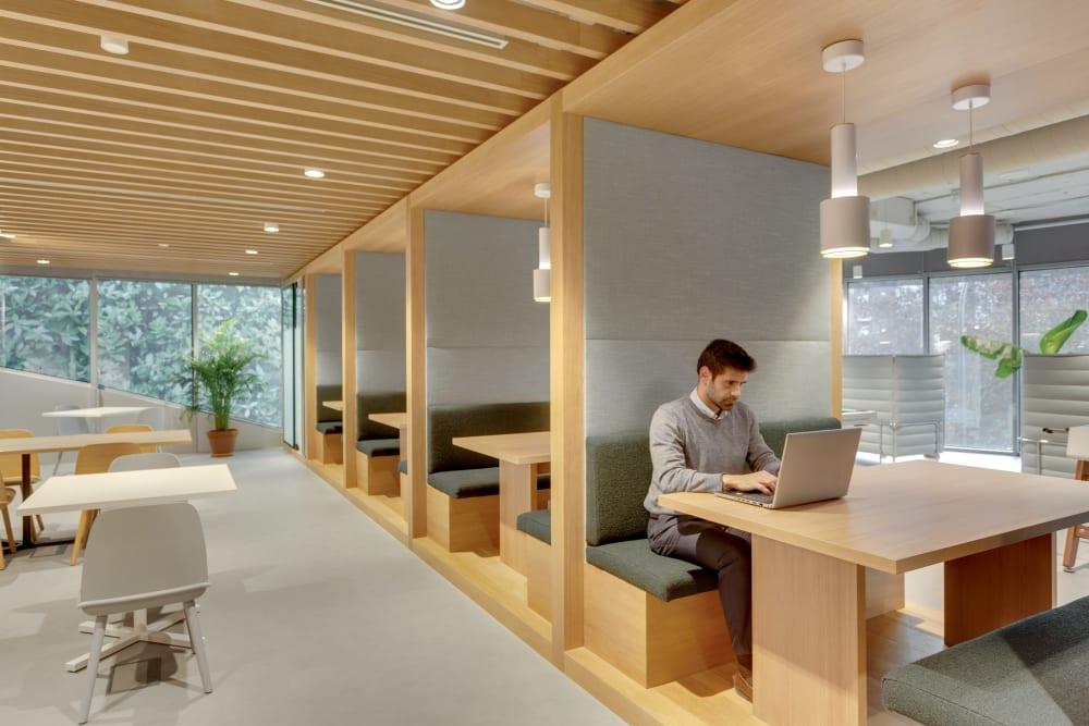 MADRID, Spaces Castellana office space - View 5 in Madrid - internet, office_cleaning, breakout_areas