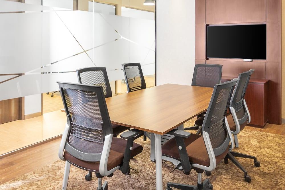 Regus Hamad Tower - Photo 4 Regus Hamad Tower office space - View 4 in Riyadh - internet, office_cleaning, breakout_areas