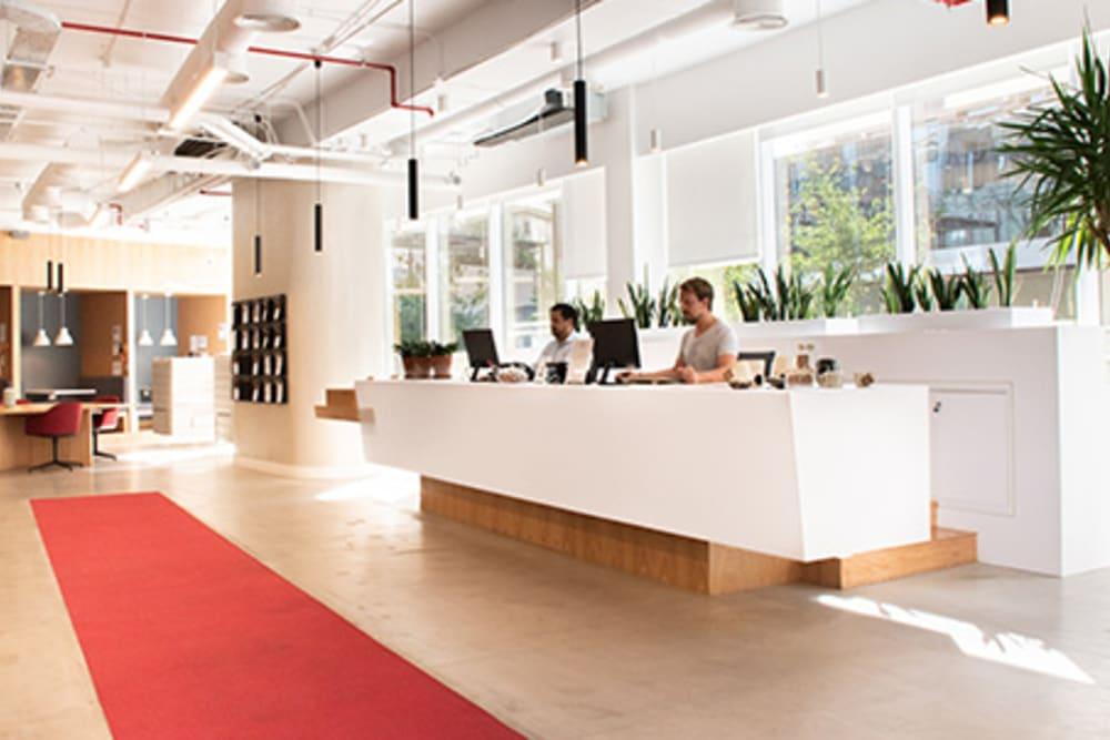 SANTIAGO, El Bosque Norte 200 office space - View 3 in Las Condes - internet, office_cleaning, breakout_areas