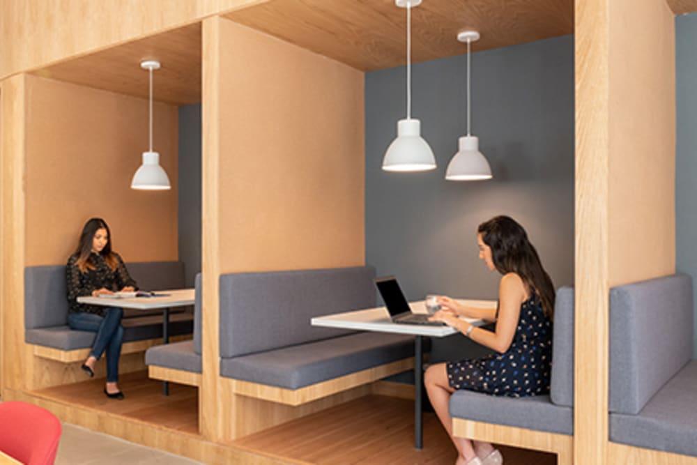 SANTIAGO, El Bosque Norte 200 office space - View 5 in Las Condes - internet, office_cleaning, breakout_areas