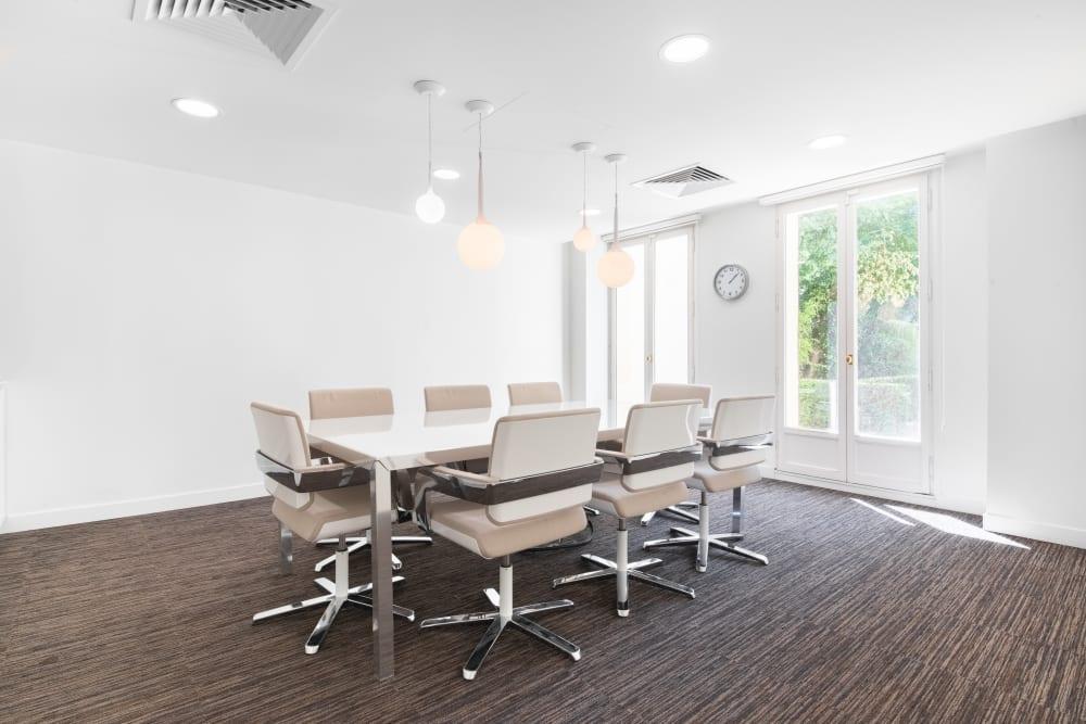 Paris, Signature, 72 Faubourg St Honoré office space - View 4 in Paris - internet, office_cleaning, breakout_areas