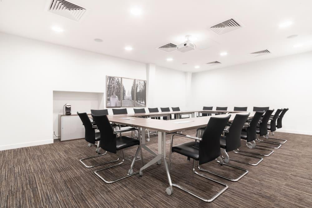 Paris, Signature, 72 Faubourg St Honoré office space - View 3 in Paris - internet, office_cleaning, breakout_areas