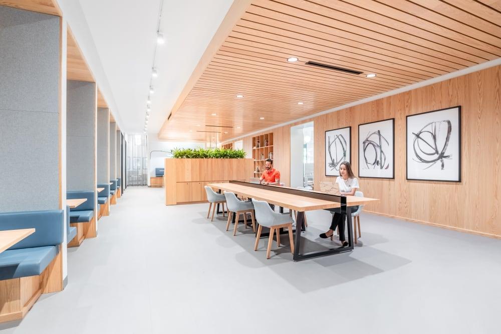 CA, Santa Monica - Spaces Water Garden office space - View 6 in Santa Monica - internet, office_cleaning, breakout_areas