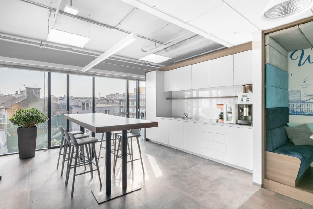 WARSAW, Polna Corner - Photo 6 WARSAW, Polna Corner office space - View 6 in Warszawa - internet, office_cleaning, breakout_areas