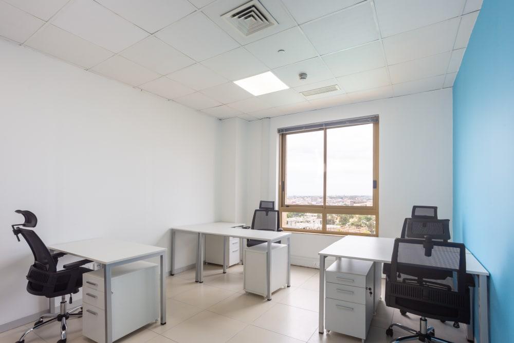 ACCRA, Movenpick - Photo 6 ACCRA, Movenpick office space - View 6 in Accra - internet, office_cleaning, breakout_areas