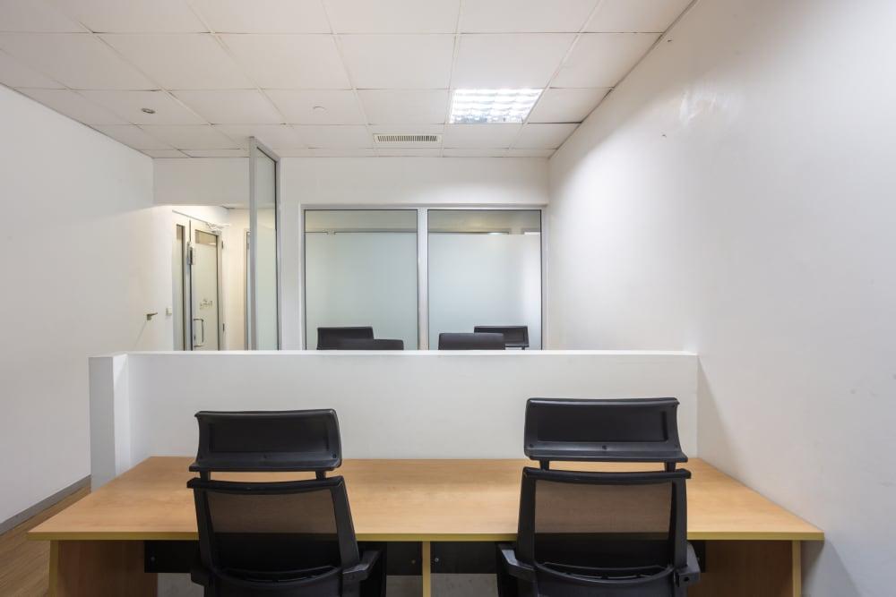 ACCRA, Movenpick - Photo 5 ACCRA, Movenpick office space - View 5 in Accra - internet, office_cleaning, breakout_areas