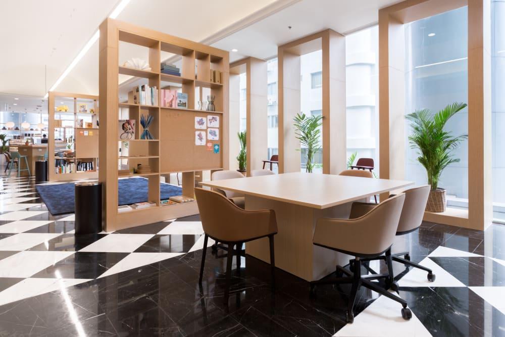 BANGKOK, Spaces Empire Tower - Photo 2 BANGKOK, Spaces Empire Tower office space - View 2 - internet, office_cleaning, breakout_areas