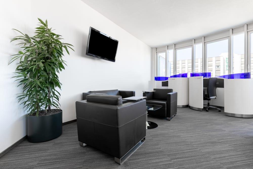 UNTERFÖHRING, HQ Feringastraße office space - View 4 in Unterföhring - internet, office_cleaning, breakout_areas