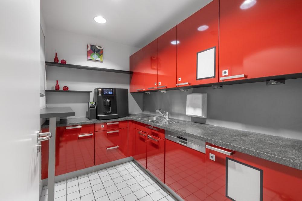 MUNICH, München Airport - Photo 2 MUNICH, München Airport office space - View 2 in München-Flughafen - internet, office_cleaning, breakout_areas