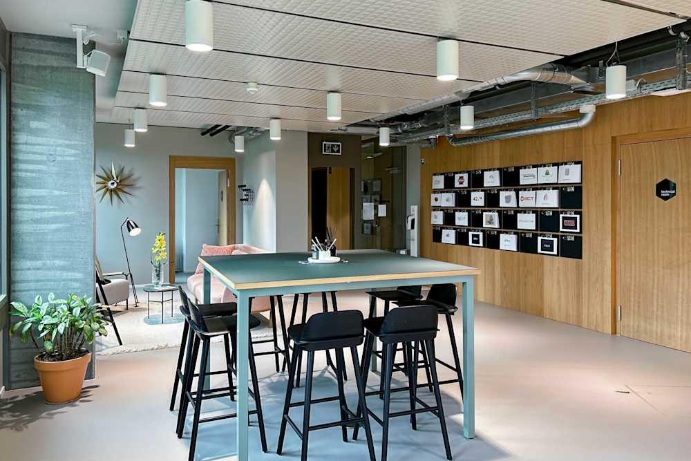 ROTKREUZ, Spaces Suurstoffi office space - View 5 in Risch-Rotkreuz - internet, office_cleaning, breakout_areas