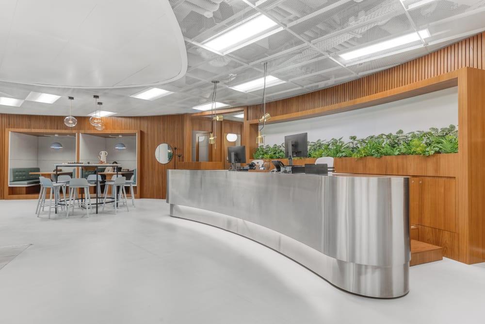 Budapest, Szervita Square - Photo 2 Budapest, Szervita Square office space - View 2 in Budapest - internet, office_cleaning, breakout_areas