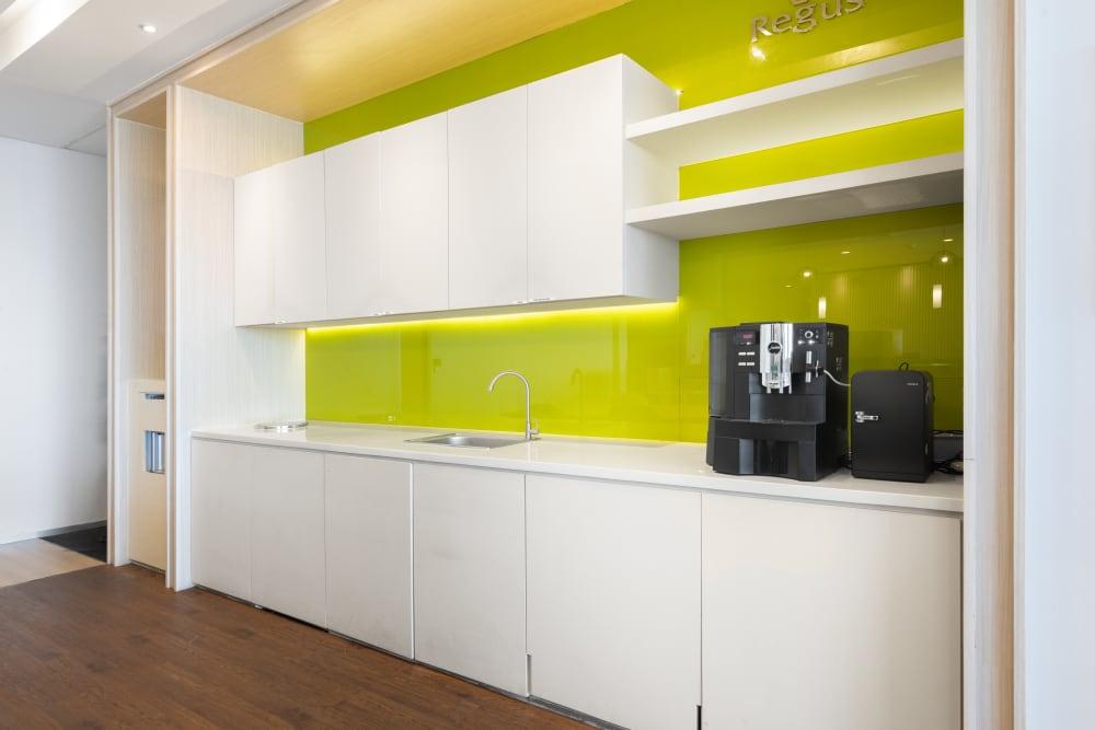 Pakuwon Centre office space - View 4 in Surabaya - internet, office_cleaning, breakout_areas