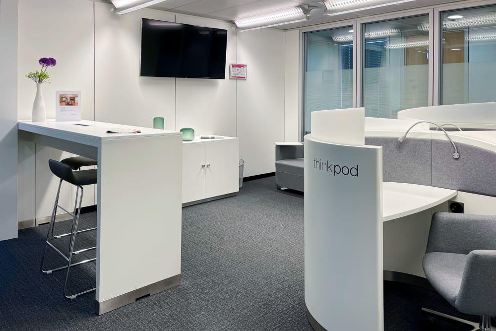 DUSSELDORF, Stadttor office space - View 4 in Düsseldorf - internet, office_cleaning, breakout_areas