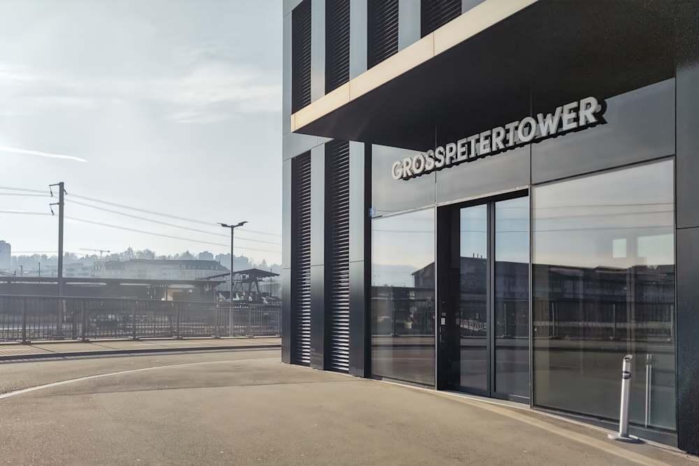 BASEL, Grosspeter Tower (spaces) office space - View 5 in Basel - internet, office_cleaning, breakout_areas