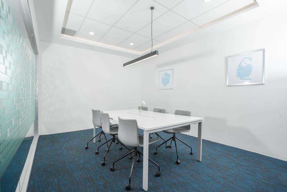 BANGKOK, HQ SPE Tower office space - View 3 in Khet Phaya Thai - internet, office_cleaning, breakout_areas