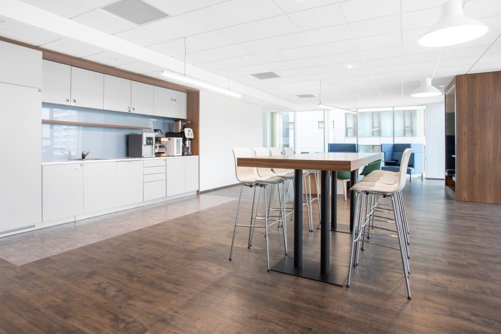 WARSAW, Grojecka office space - View 3 in Warszawa - internet, office_cleaning, breakout_areas