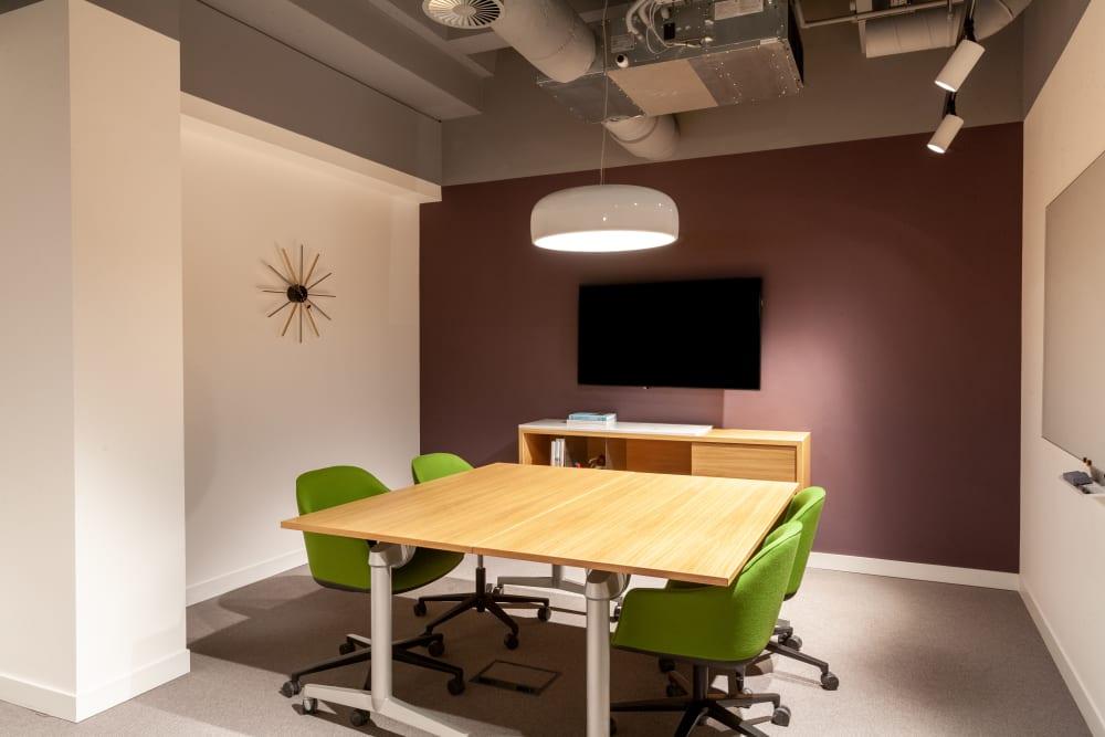 HEMEL HEMPSTEAD, Spaces, the Maylands - Photo 2 HEMEL HEMPSTEAD, Spaces, the Maylands office space - View 2 in Hemel Hempstead - internet, office_cleaning, breakout_areas