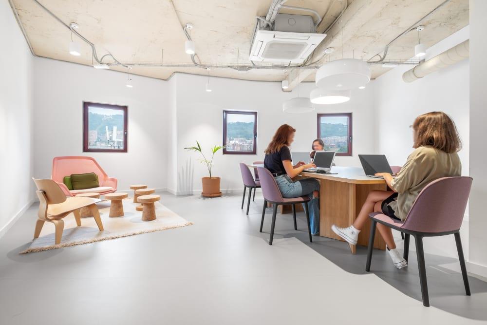 Bilbao, Spaces Abando office space - View 6 in Bilbao - internet, office_cleaning, breakout_areas