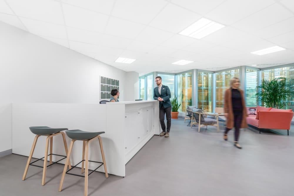 ON, Toronto - Spaces Bay Street - Office space in Toronto, Ontario