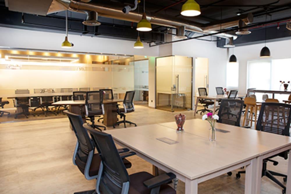 RIYADH, Rubeen - Photo 3 RIYADH, Rubeen office space - View 3 in Riyadh - internet, office_cleaning, breakout_areas