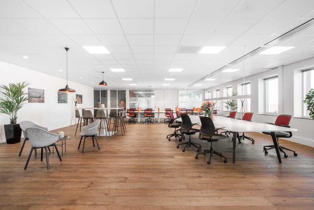 AMSTERDAM, Queens Tower office space - View 4 in Amsterdam - internet, office_cleaning, breakout_areas