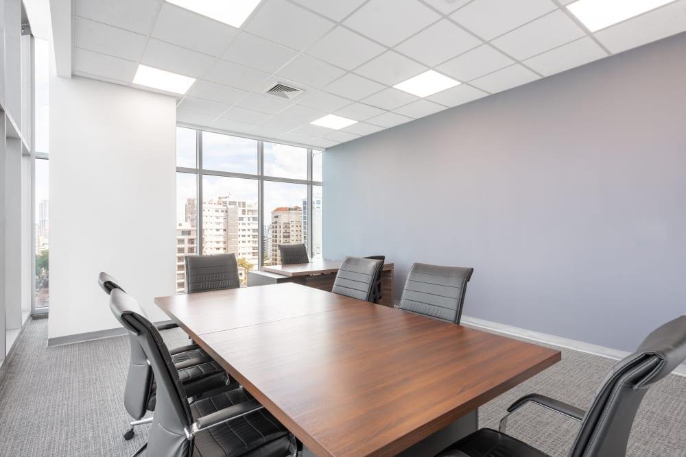 DOMINICAN, Santo Domingo, Roble Corporate Centre office space - View 2 in Santo Domingo - internet, office_cleaning, breakout_areas
